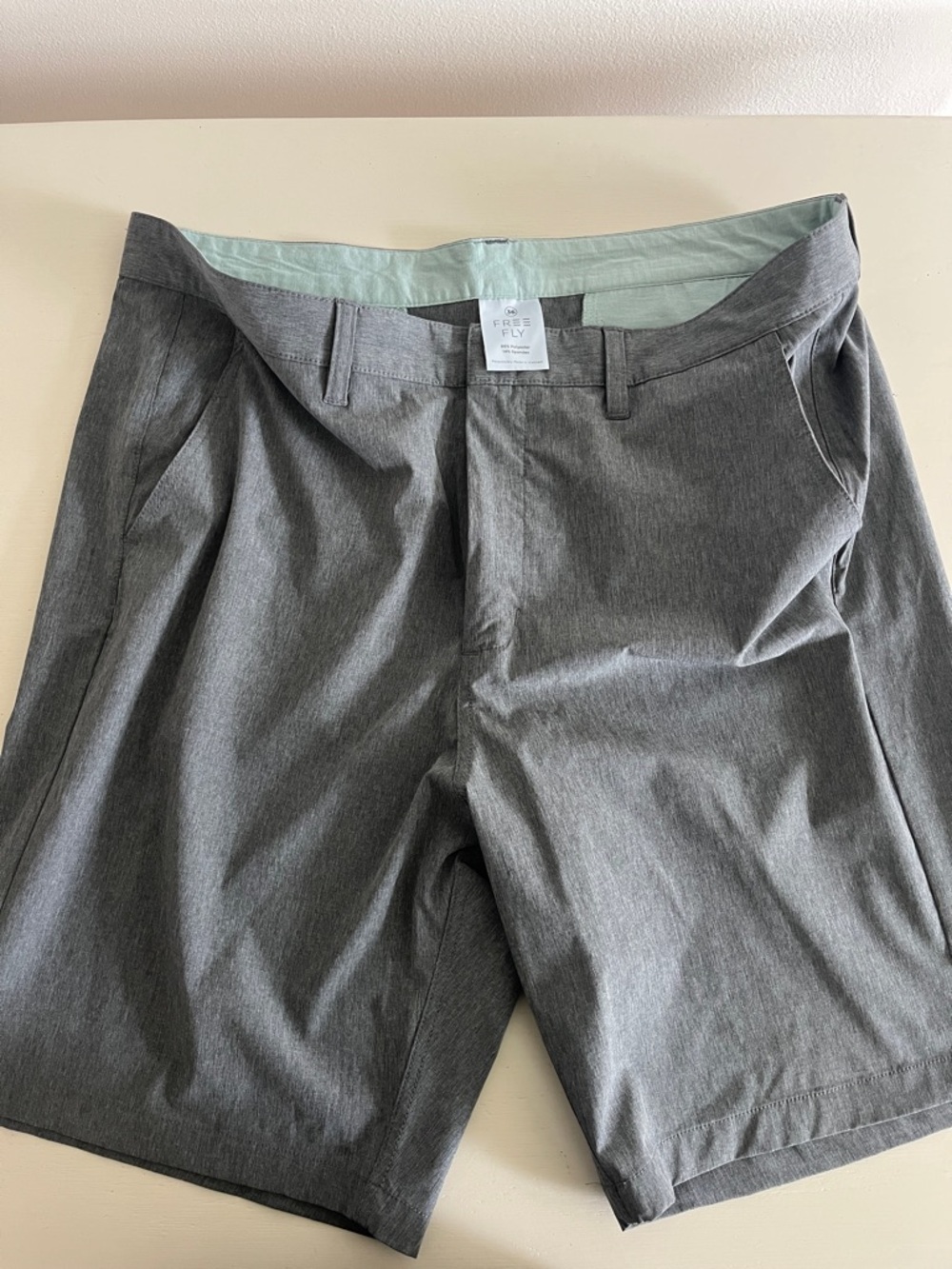 Flat-Front Gray Men's Shorts with Clean Finish
